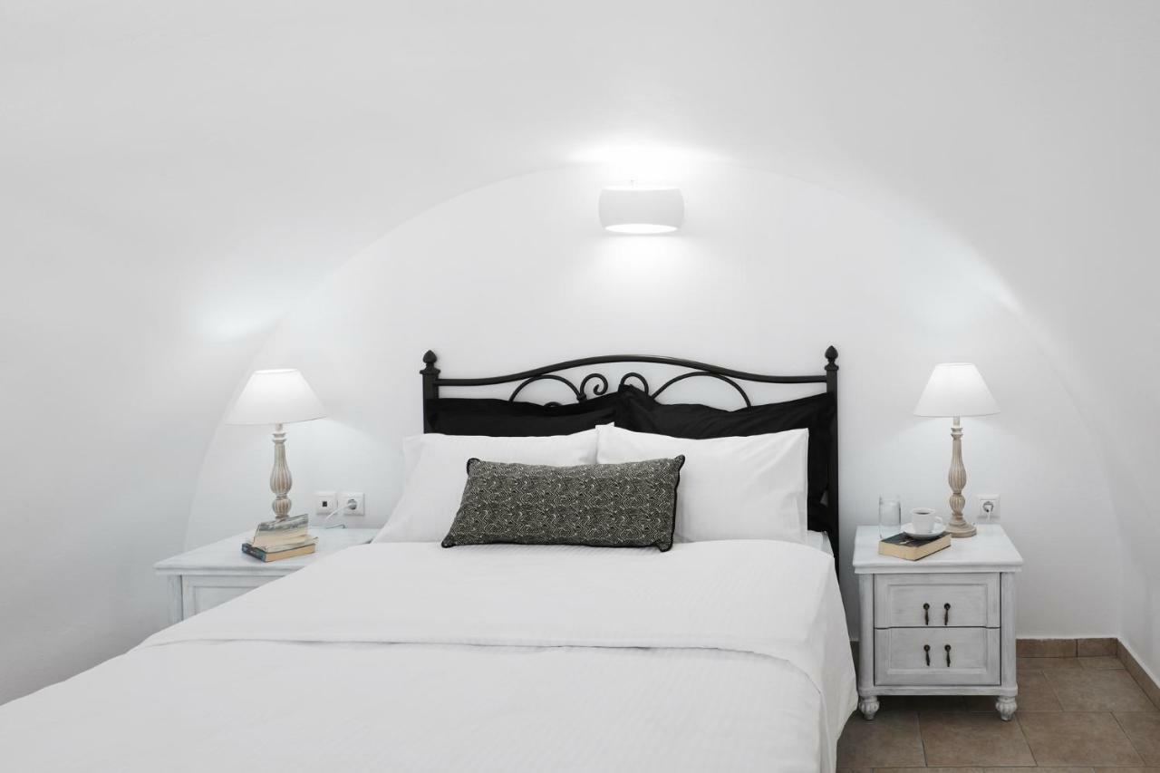 Golden East Apartment Imerovigli  Ngoại thất bức ảnh